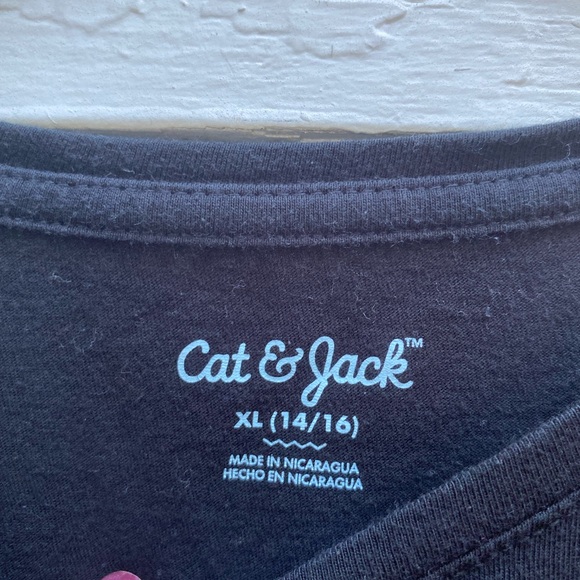 🏷️ Cat & Jack Black Long Sleeve Tee with Sparkly Rainbow Graphic 🌈🦄🌦️ - Picture 4 of 9